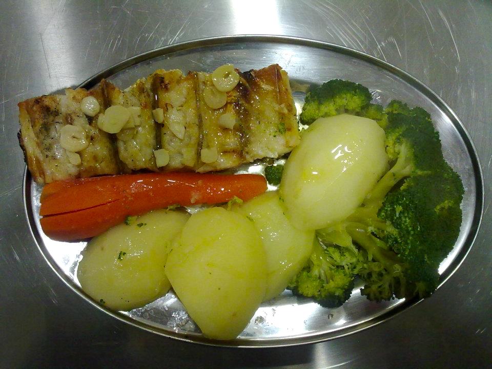 Bacalao a la brasa Restaurante O Poço do Zé
