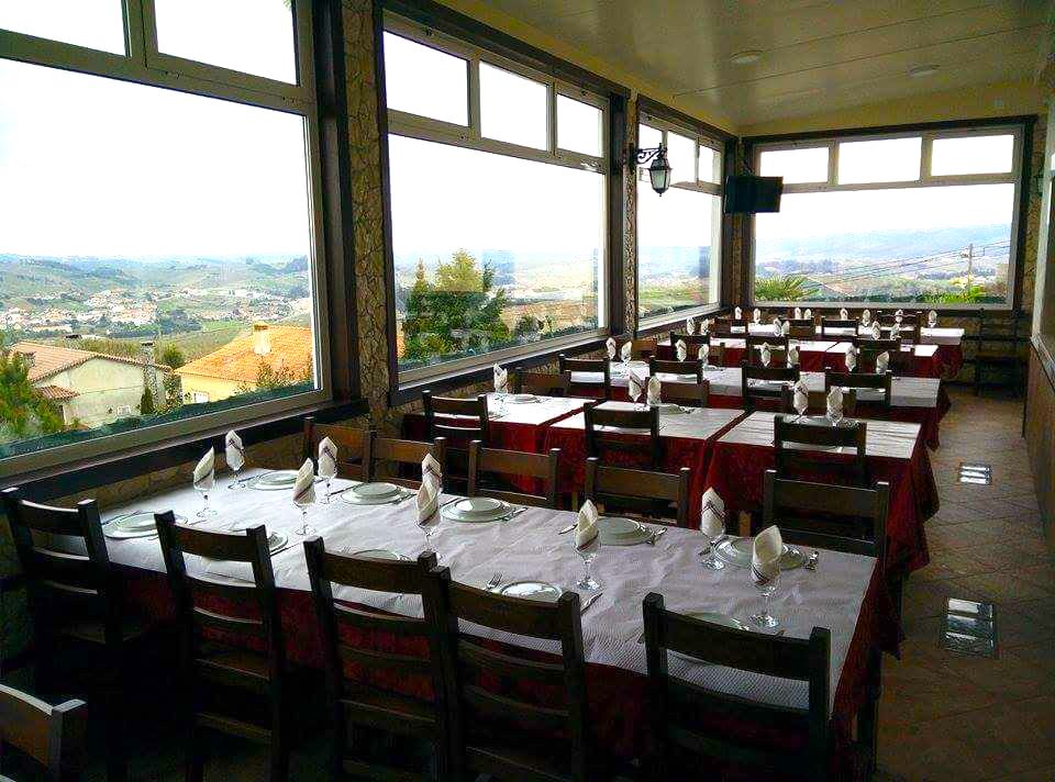 Vistas al campo Restaurante O Poço do Zé
