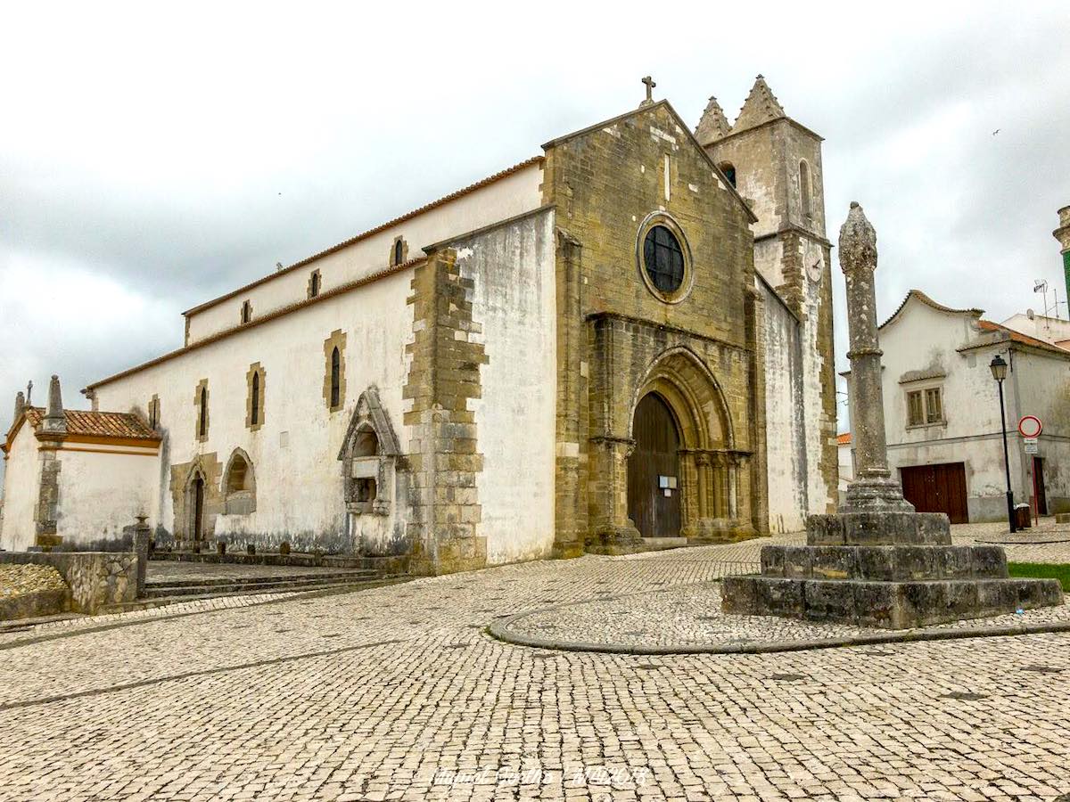 Fachada Iglesia de San Leonardo Atoguia