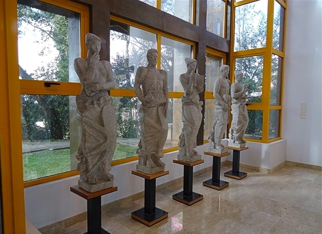 Estatuas Museo Barata Feyo Caldas da Rainha