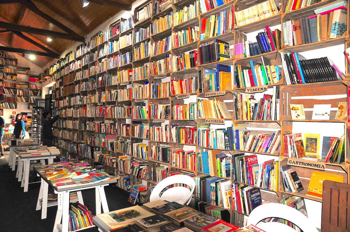 Biblioteca en Mercado Biológico óbidos