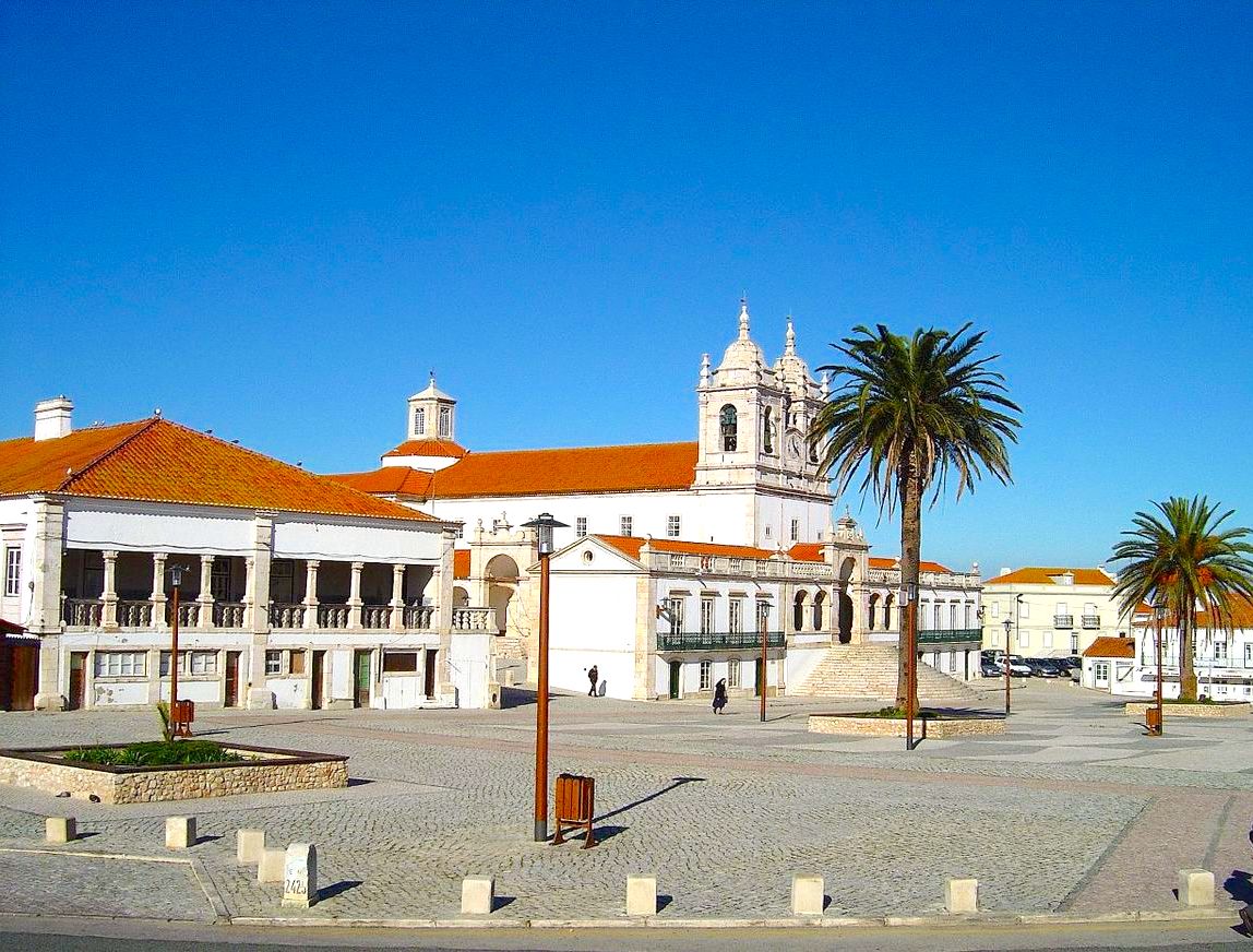 Lugares de Interés Palacio Real Nazaré