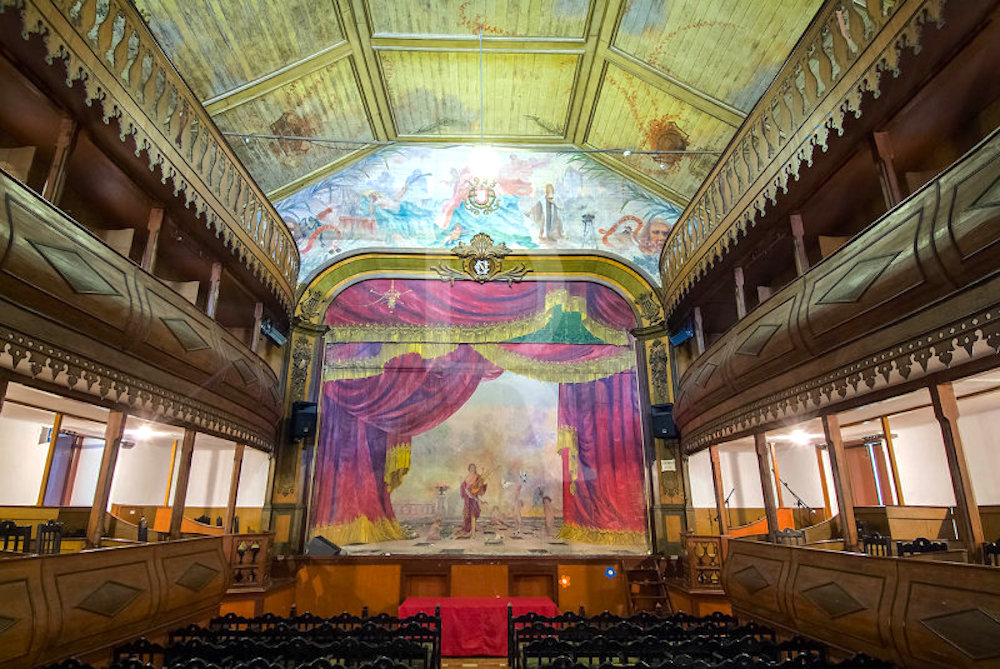 Pinturas Teatro Chaby Nazaré
